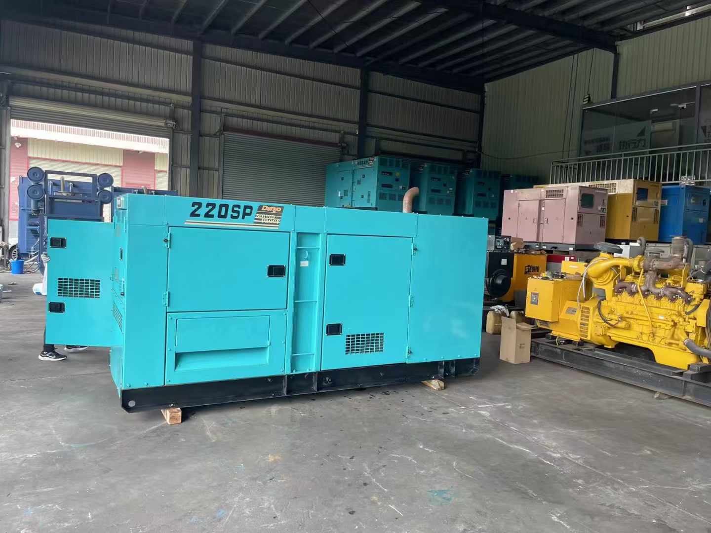 庐山800kW 柴油发电机的输出电流波动范围是多少？